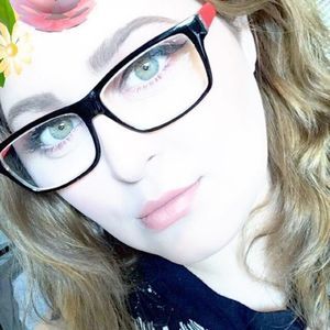 Meet your Posher, Lindsay